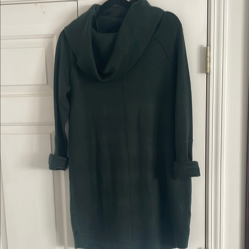 Vince Camuto Dark Green Long Sleeve Dress